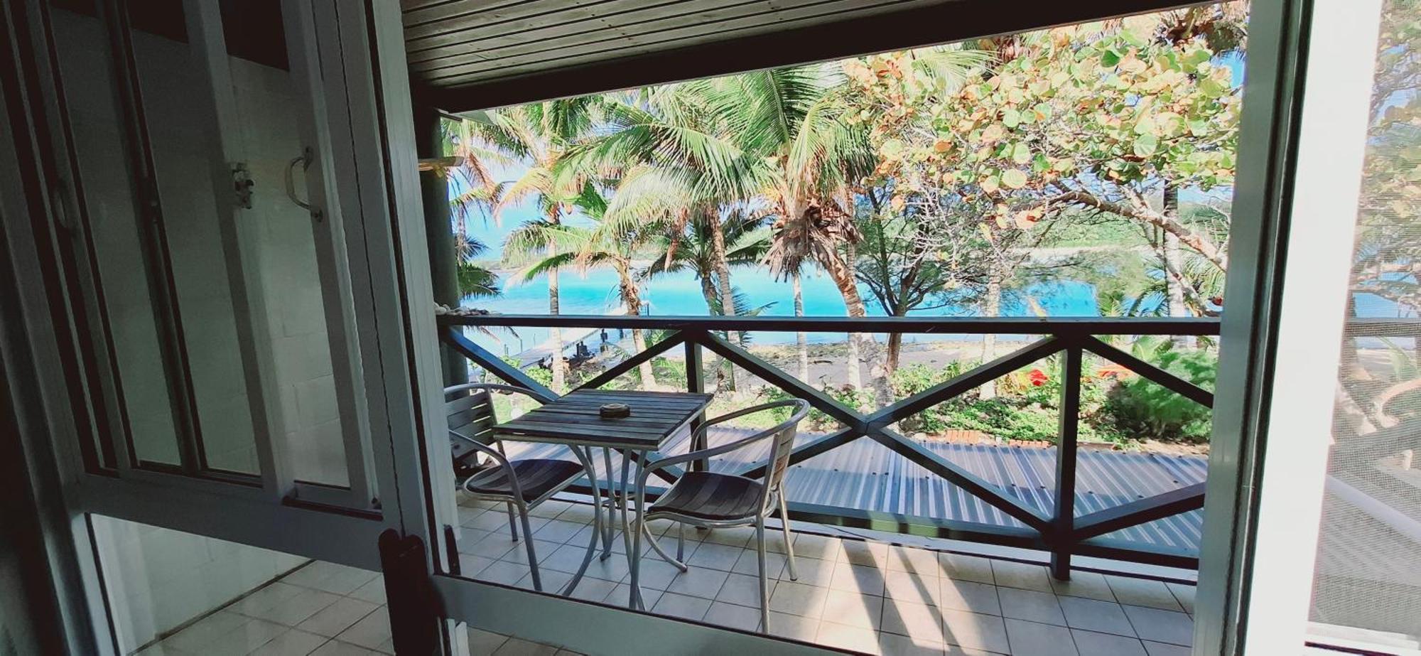 Avana Waterfront Apartments 라로통가 외부 사진